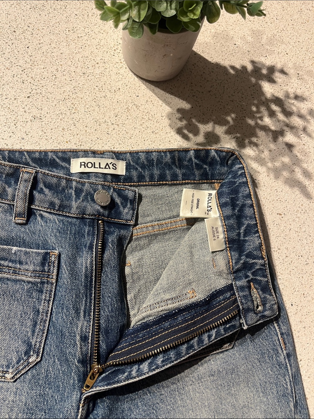 ROLLA’S Sz 24 Original High Rise Straight Jeans with Front Patch Pockets - Picture 12 of 15